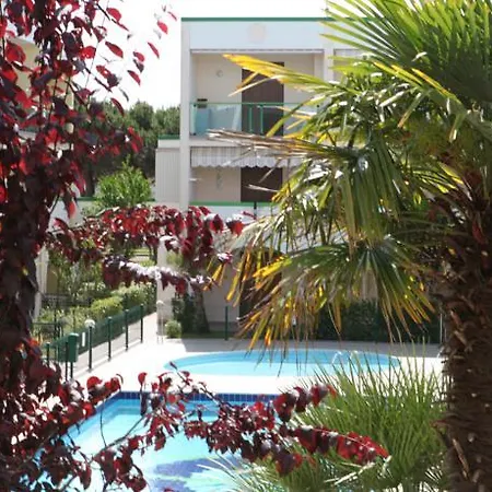 Lia Apartmanhotel Bibione