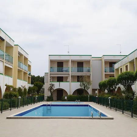 Lia Apartmanhotel